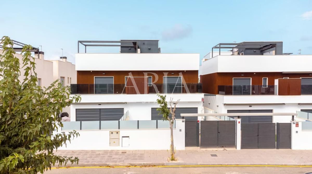 Rambla Beach Semis · Pilar de la Horadada