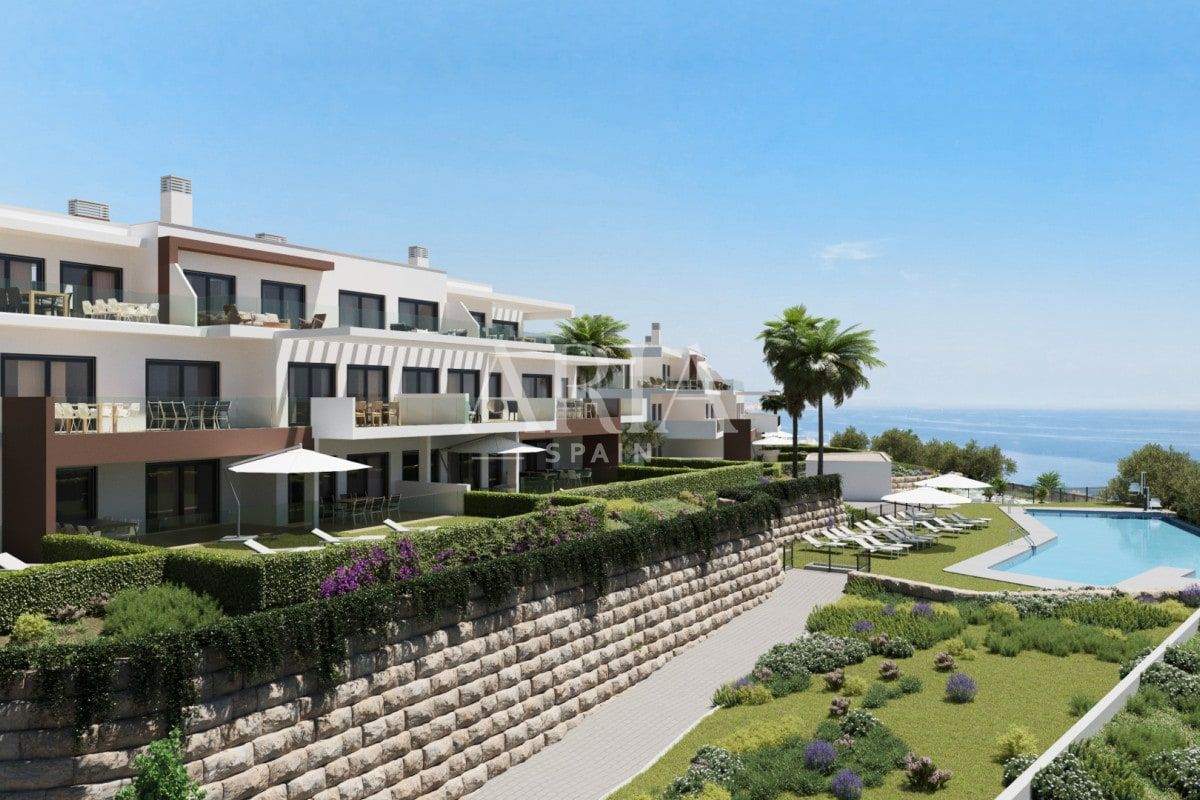 Azata Delmare · Casares