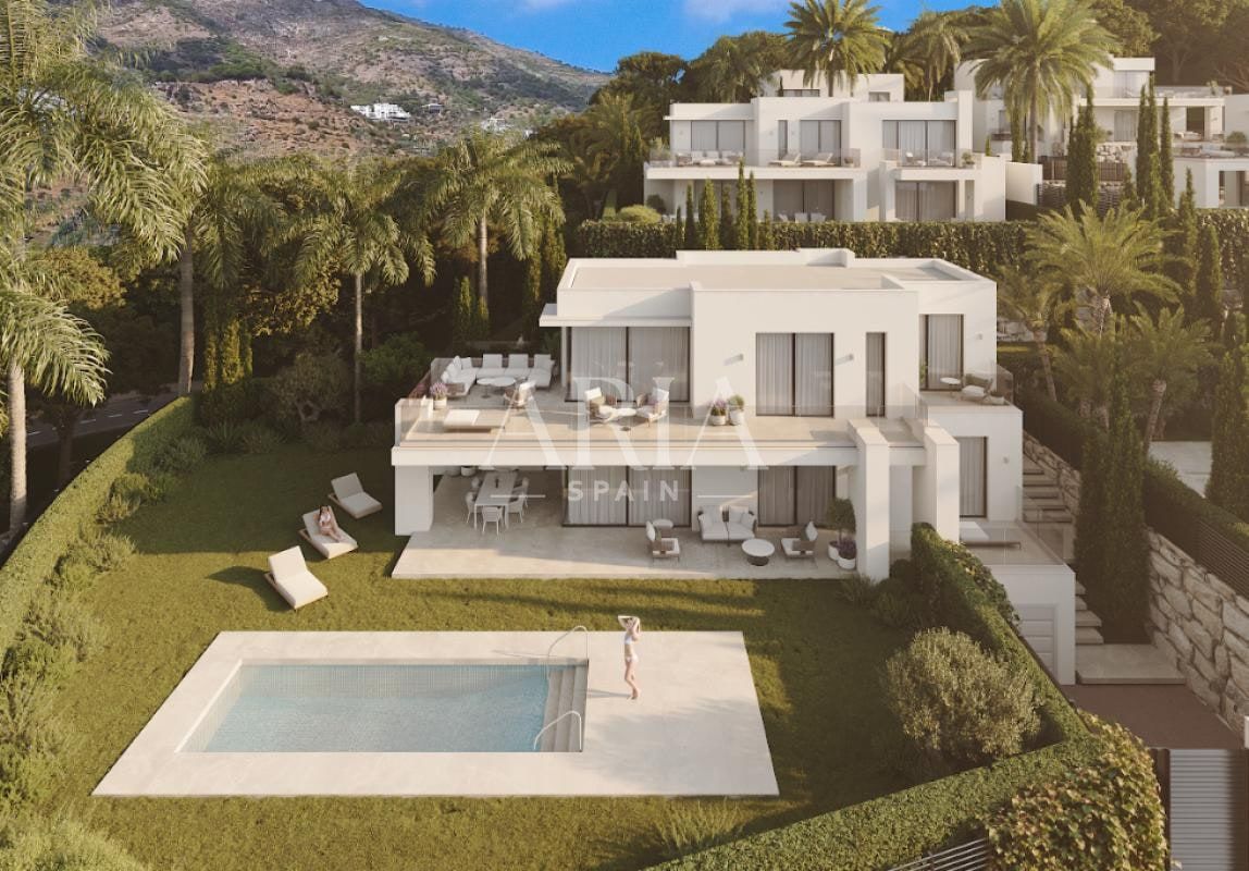 Seven Pearls · Mijas