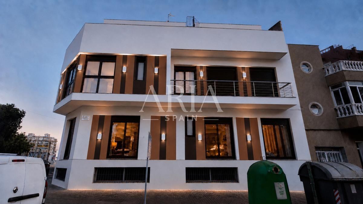 Avrora · Torrevieja, Torrevieja – Foto 2